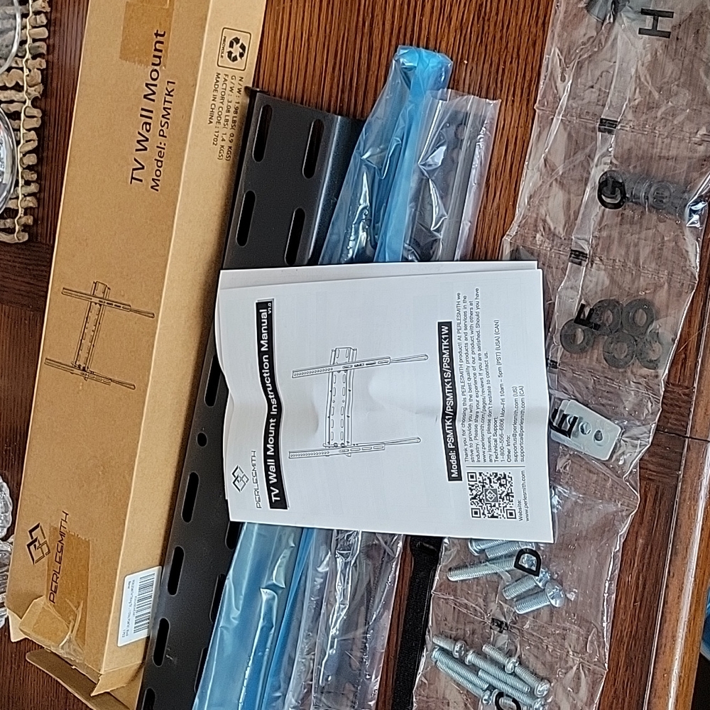 TV Wall Mount NIB
